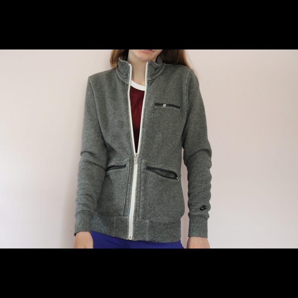 Sweat shirt